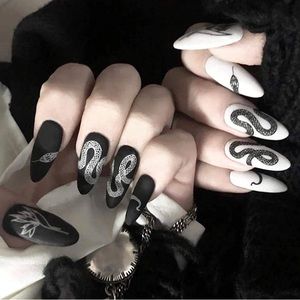 COPY - white black snake serpent  press on nails